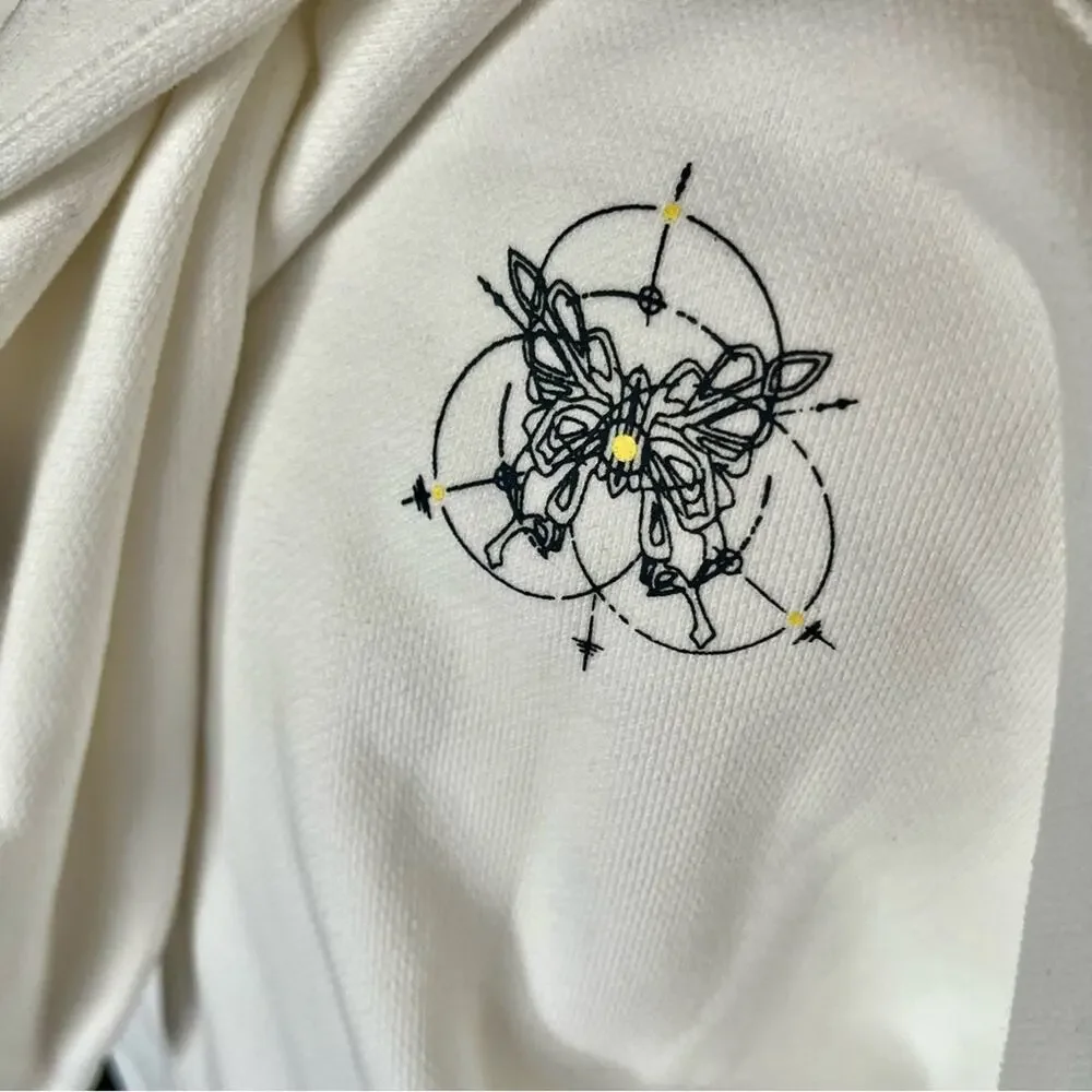 Women's White Heavyweight Hoodie Size 2 Medium / Large Butterfly DMCkal Fashion